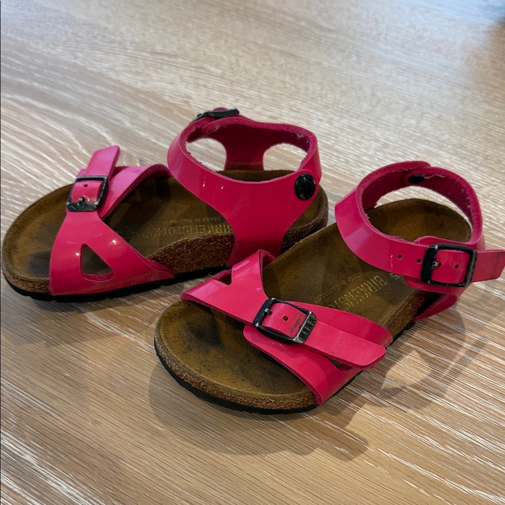 Birkenstocks size 25